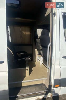 Микроавтобус Mercedes-Benz Sprinter 2006 в  фото 7 Микроавтобус Mercedes-Benz Sprinter 2006 в
