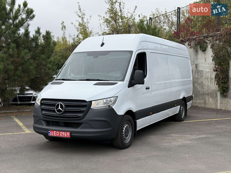 Вантажний фургон Mercedes-Benz Sprinter 2021 в Рівному