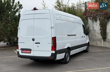 Грузовой фургон Mercedes-Benz Sprinter 2021 в 