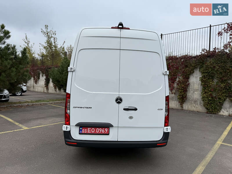 Вантажний фургон Mercedes-Benz Sprinter 2021 в Рівному