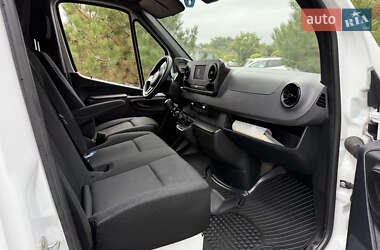 Грузовой фургон Mercedes-Benz Sprinter 2021 в 