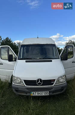Микроавтобус Mercedes-Benz Sprinter 2005 в Рожнятове