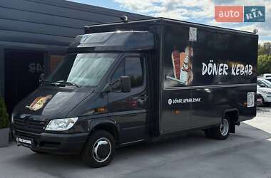 Грузовой фургон Mercedes-Benz Sprinter 2005 в 