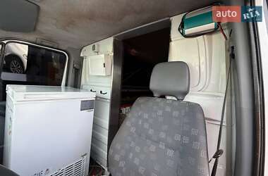 Грузовой фургон Mercedes-Benz Sprinter 2005 в 