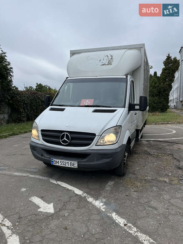 Mercedes-Benz Sprinter 2011