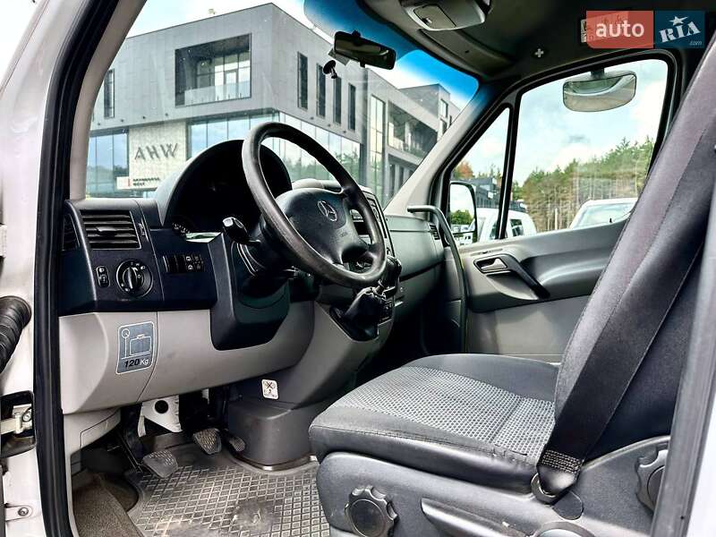 Микроавтобус Mercedes-Benz Sprinter 2012 в Львове