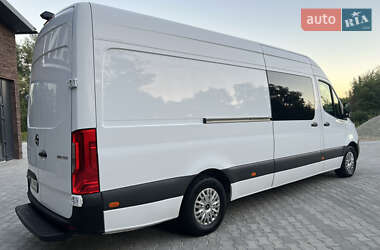Микроавтобус Mercedes-Benz Sprinter 2019 в  фото 18 Микроавтобус Mercedes-Benz Sprinter 2019 в