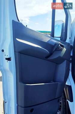 Грузовой фургон Mercedes-Benz Sprinter 2010 в 