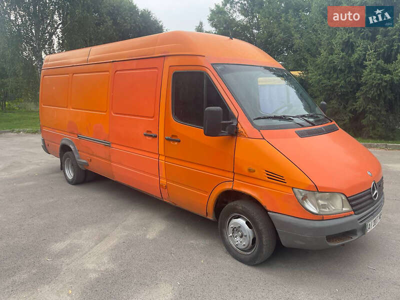 Mercedes-Benz Sprinter 2000