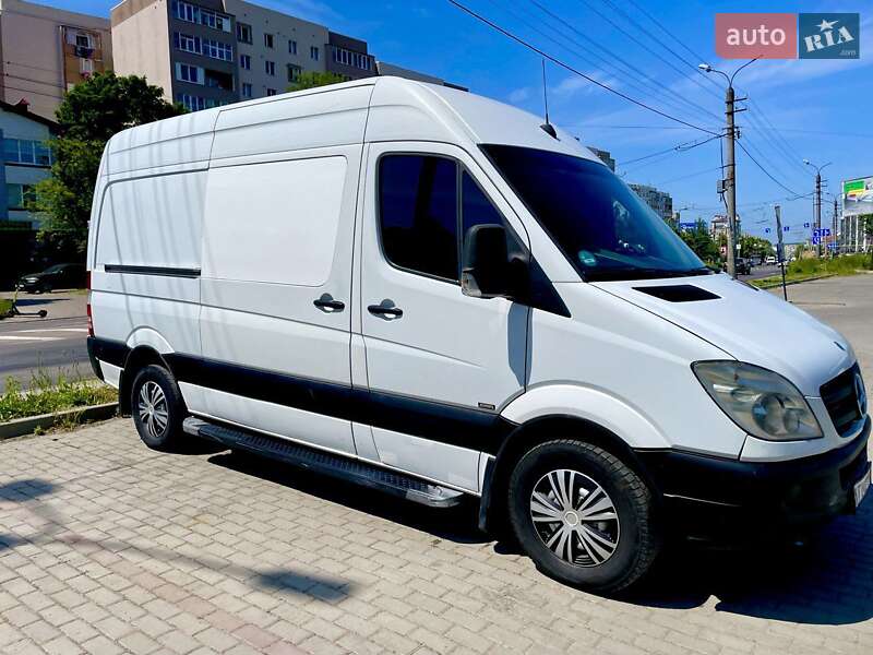 Грузовой фургон Mercedes-Benz Sprinter 2007 в Ивано-Франковске