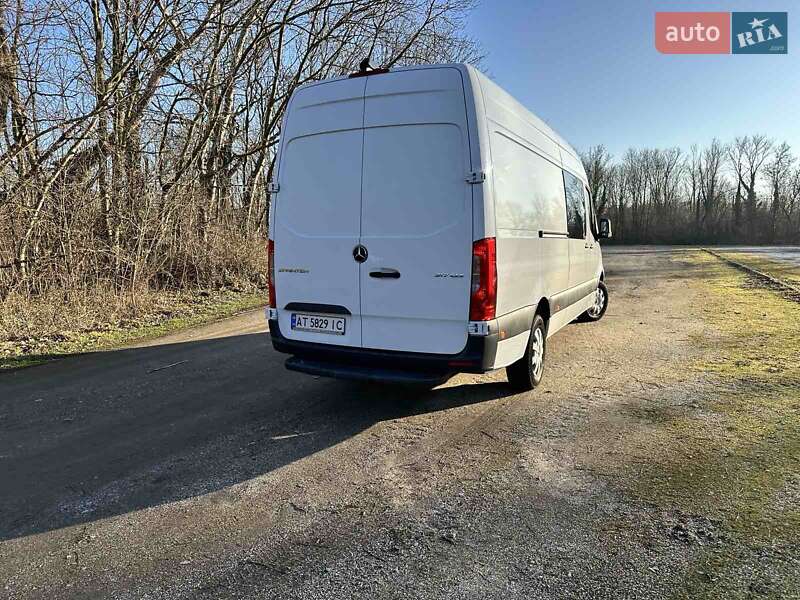 Мікроавтобус Mercedes-Benz Sprinter 2021 в Снятині