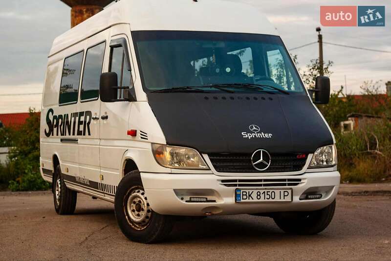 Mercedes-Benz Sprinter 2005