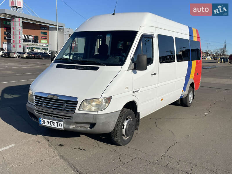 Туристический / Междугородний автобус Mercedes-Benz Sprinter 2003 в 