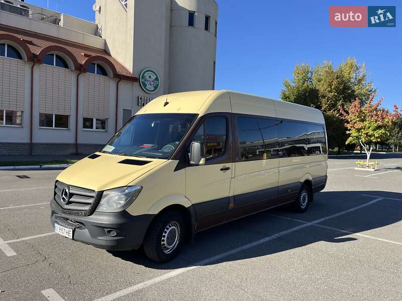 Mercedes-Benz Sprinter 2012