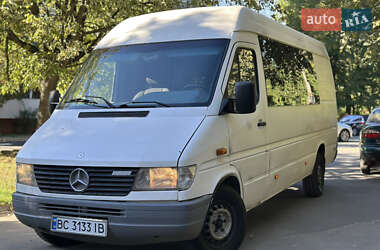 Грузопассажирский фургон Mercedes-Benz Sprinter 1996 в Львове