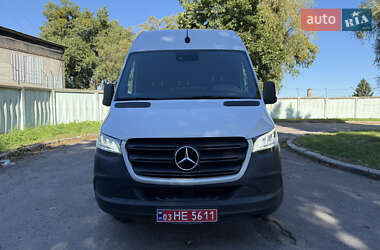 Грузовой фургон Mercedes-Benz Sprinter 2019 в 