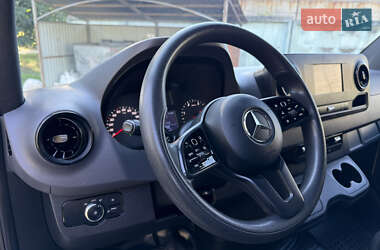 Грузовой фургон Mercedes-Benz Sprinter 2019 в 