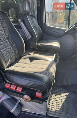 Другие грузовики Mercedes-Benz Sprinter 2004 в 