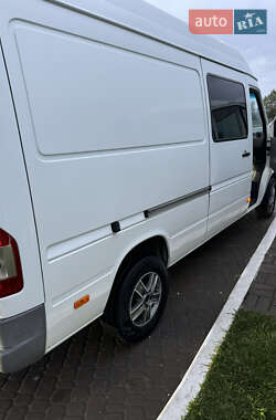 Микроавтобус Mercedes-Benz Sprinter 2002 в 