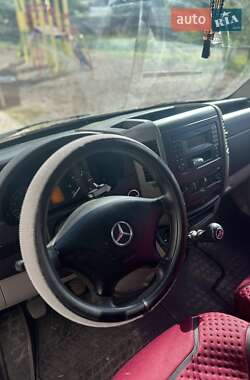 Вантажний фургон Mercedes-Benz Sprinter 2015 в 