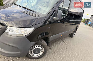 Грузовой фургон Mercedes-Benz Sprinter 2022 в 