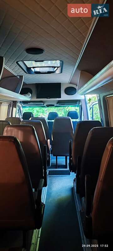 Туристичний / Міжміський автобус Mercedes-Benz Sprinter 2015 в Ужгороді