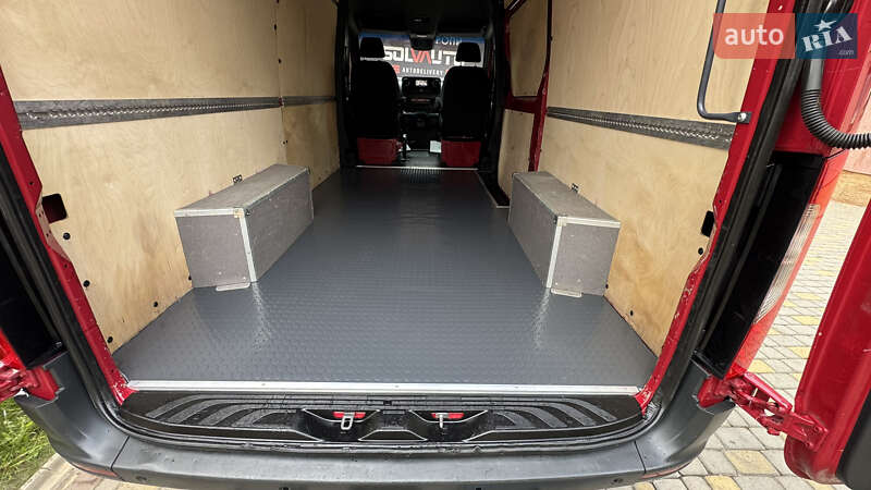 Вантажний фургон Mercedes-Benz Sprinter 2021 в Сваляві