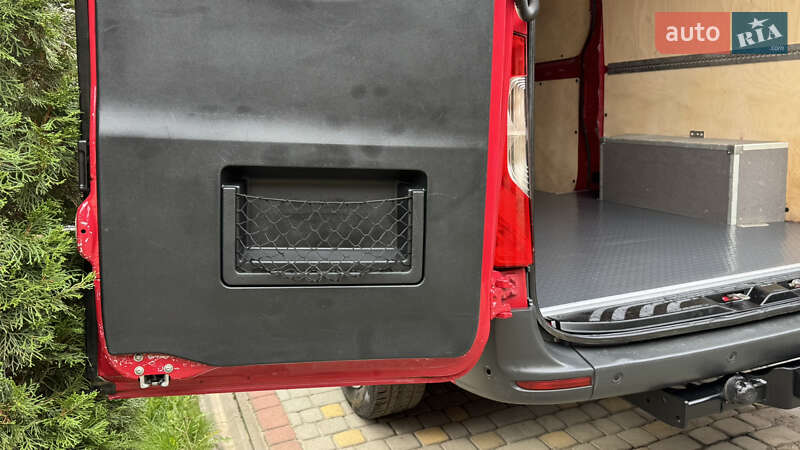 Вантажний фургон Mercedes-Benz Sprinter 2021 в Сваляві
