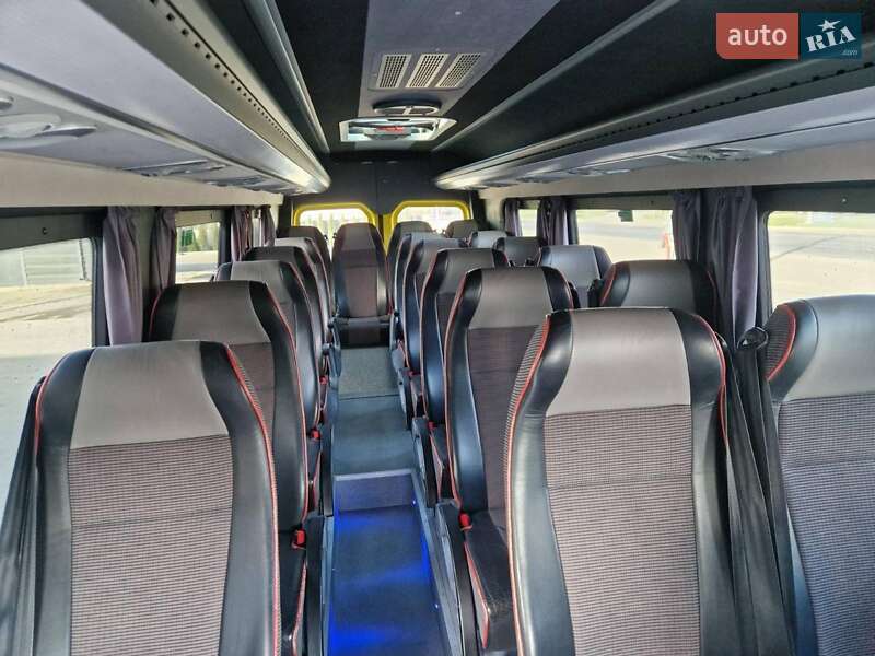 Туристичний / Міжміський автобус Mercedes-Benz Sprinter 2013 в Борщеві
