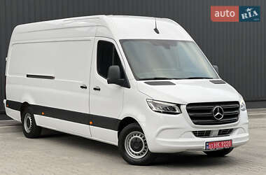 Грузовой фургон Mercedes-Benz Sprinter 2021 в 