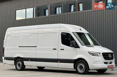 Грузовой фургон Mercedes-Benz Sprinter 2021 в 