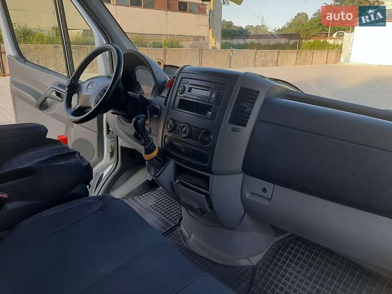 Вантажний фургон Mercedes-Benz Sprinter 2012 в Тернополі