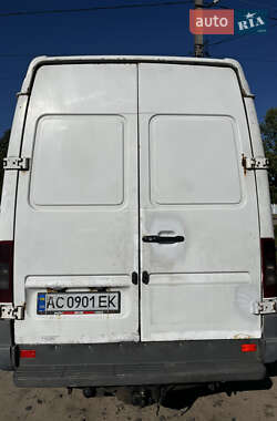 Грузовой фургон Mercedes-Benz Sprinter 2003 в 