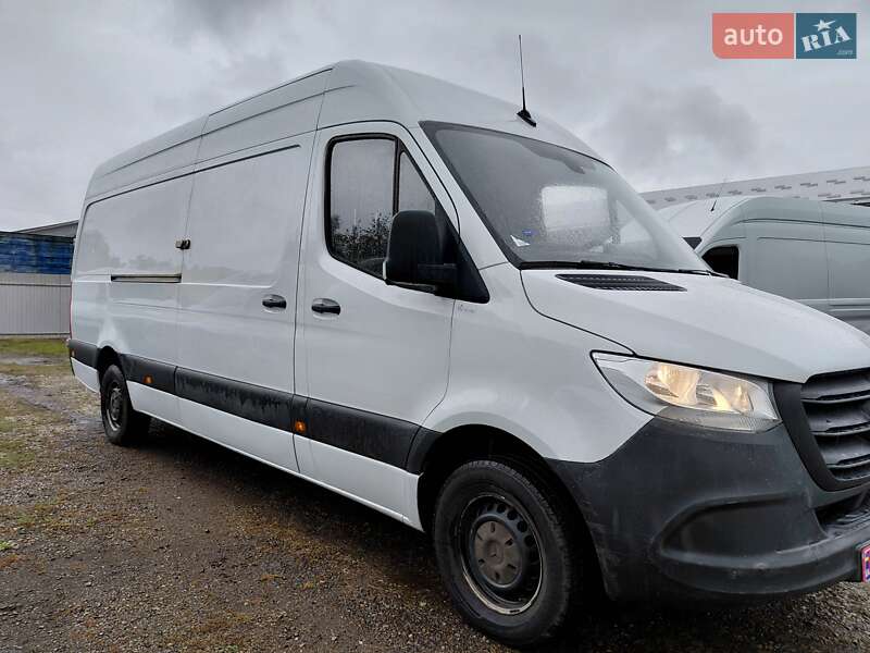 Mercedes-Benz Sprinter 2021