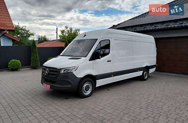 Грузовой фургон Mercedes-Benz Sprinter 2020 в 