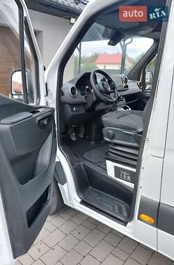 Грузовой фургон Mercedes-Benz Sprinter 2020 в 