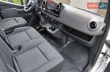 Грузовой фургон Mercedes-Benz Sprinter 2020 в 