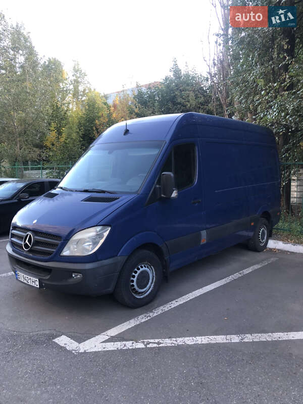 Грузовой фургон Mercedes-Benz Sprinter 2007 в Полтаве