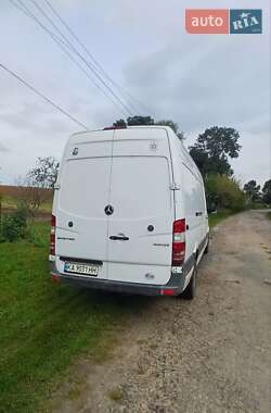 Грузовой фургон Mercedes-Benz Sprinter 2014 в 