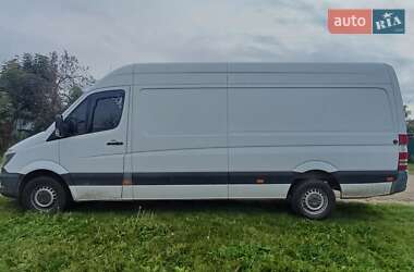 Грузовой фургон Mercedes-Benz Sprinter 2014 в 