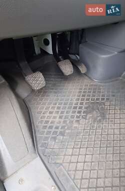 Грузовой фургон Mercedes-Benz Sprinter 2014 в 