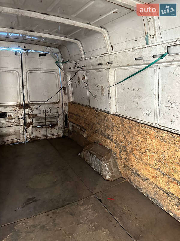 Грузовой фургон Mercedes-Benz Sprinter 2000 в Киеве