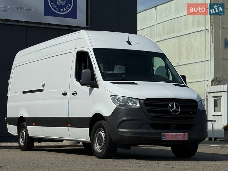 Грузовой фургон Mercedes-Benz Sprinter 2021 в 