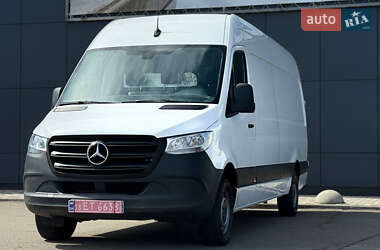 Грузовой фургон Mercedes-Benz Sprinter 2021 в 