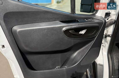 Грузовой фургон Mercedes-Benz Sprinter 2021 в 
