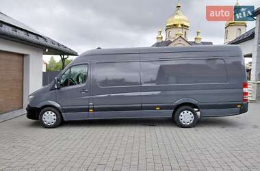 Грузовой фургон Mercedes-Benz Sprinter 2017 в 