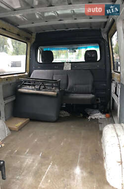 Грузопассажирский фургон Mercedes-Benz Sprinter 2000 в 