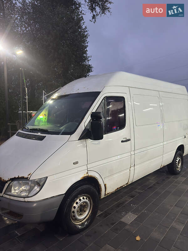 Mercedes-Benz Sprinter 2006