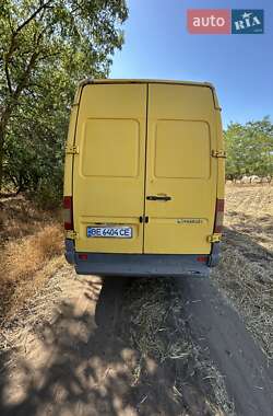 Грузовой фургон Mercedes-Benz Sprinter 2006 в 