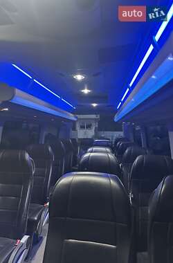 Туристический / Междугородний автобус Mercedes-Benz Sprinter 2015 в 